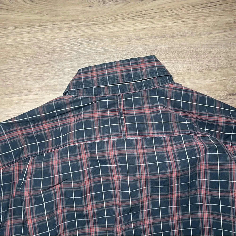 Banana Republic Button Down Men’s Size Medium Slim Fit